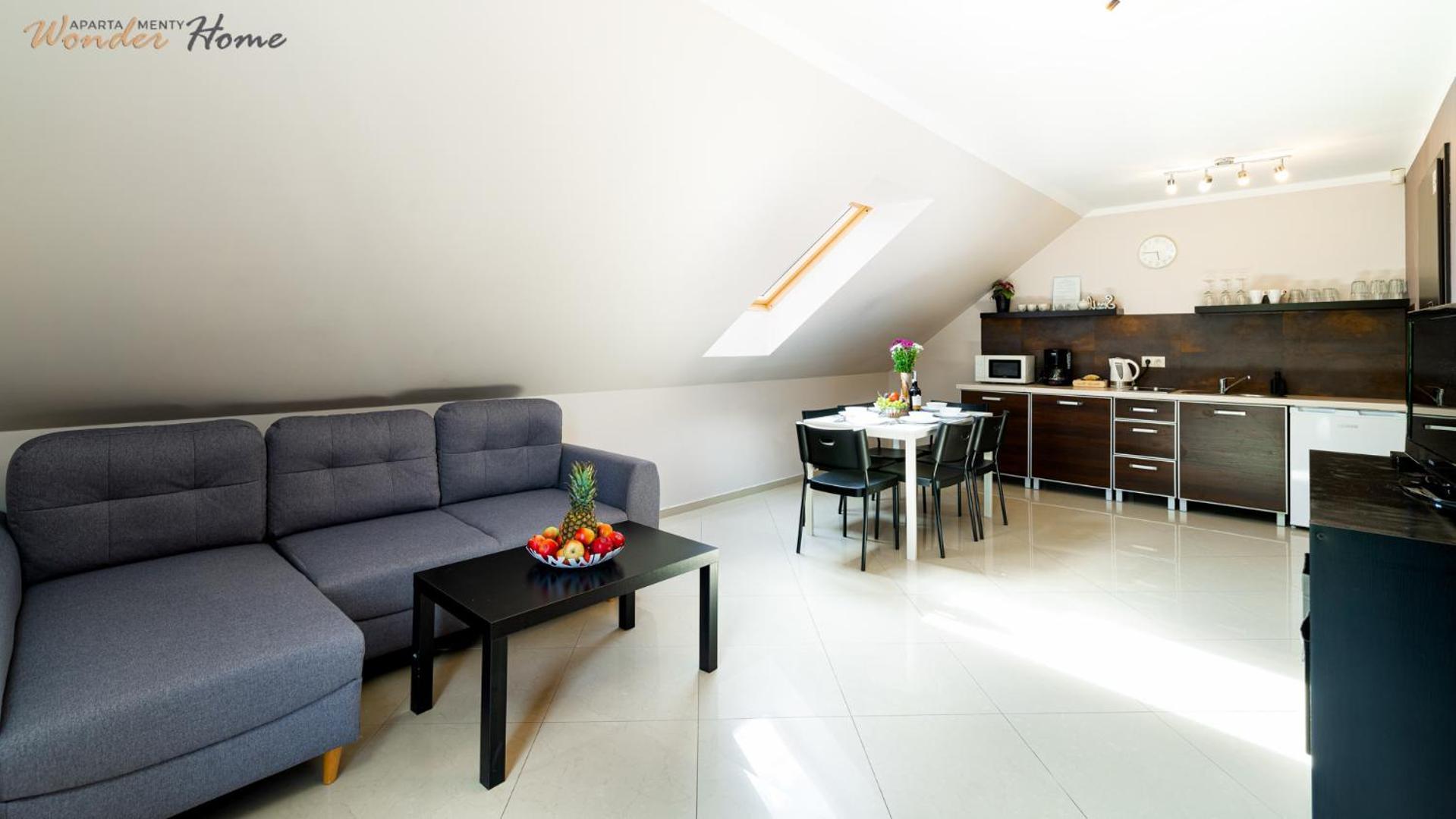Apartamenty Czerwony Dworek - Duzy Teren Zielony, Plac Zabaw, Miejsce Na Grilla I Staw Z Mozliwoscia Wedkowania, Boisko Myslakowice Luaran gambar
