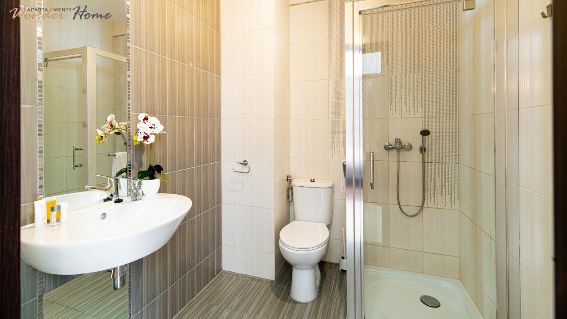 Apartamenty Czerwony Dworek - Duzy Teren Zielony, Plac Zabaw, Miejsce Na Grilla I Staw Z Mozliwoscia Wedkowania, Boisko Myslakowice Luaran gambar
